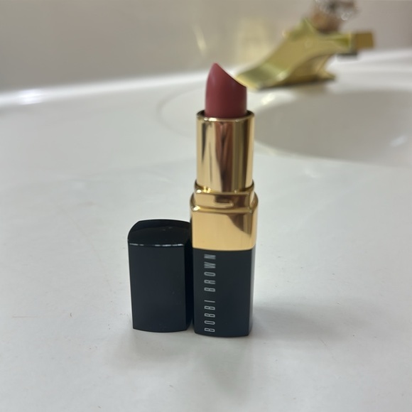 Bobby Brown lip color-PALE PINK 21 - Picture 4 of 6